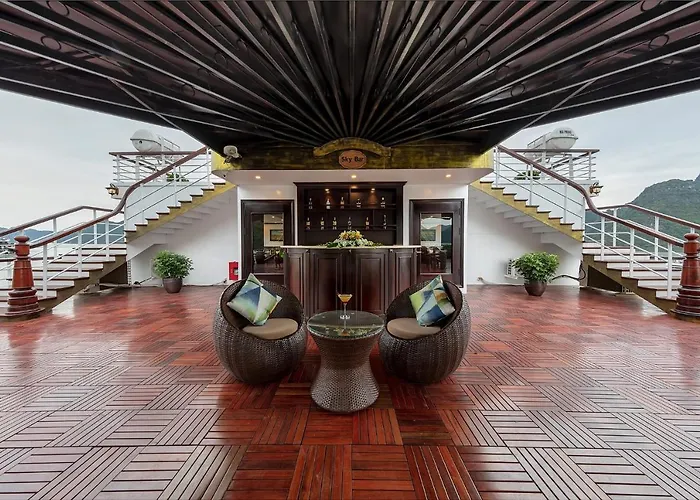 Erina Cruise By Hag 5* Hạ Long