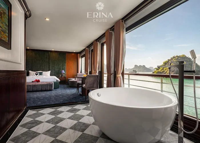 Erina Cruise By Hag 5*