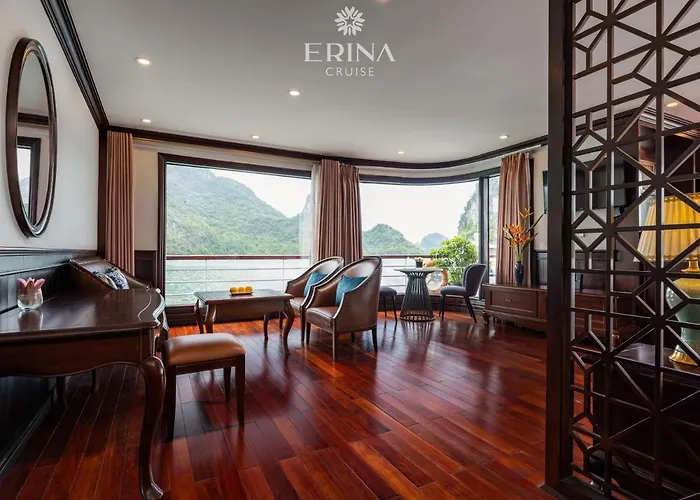 Erina Cruise By Hag 5*